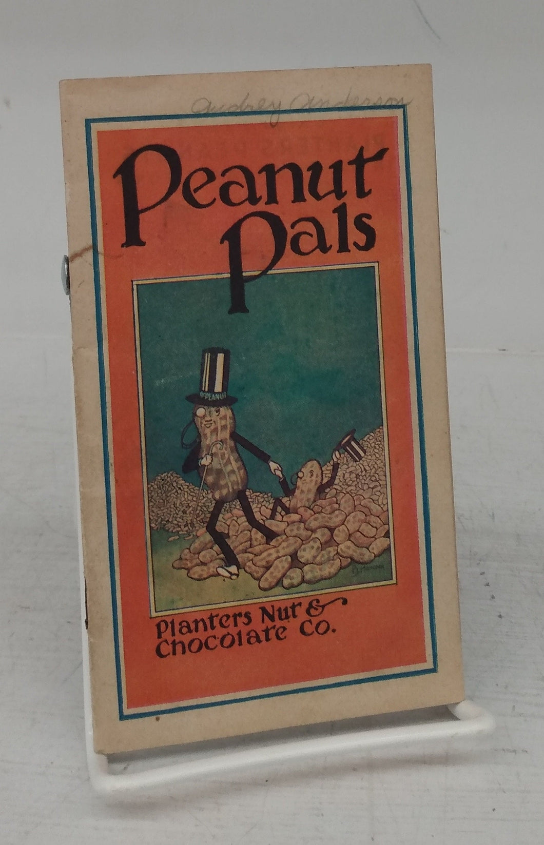 Peanut Pals colouring book