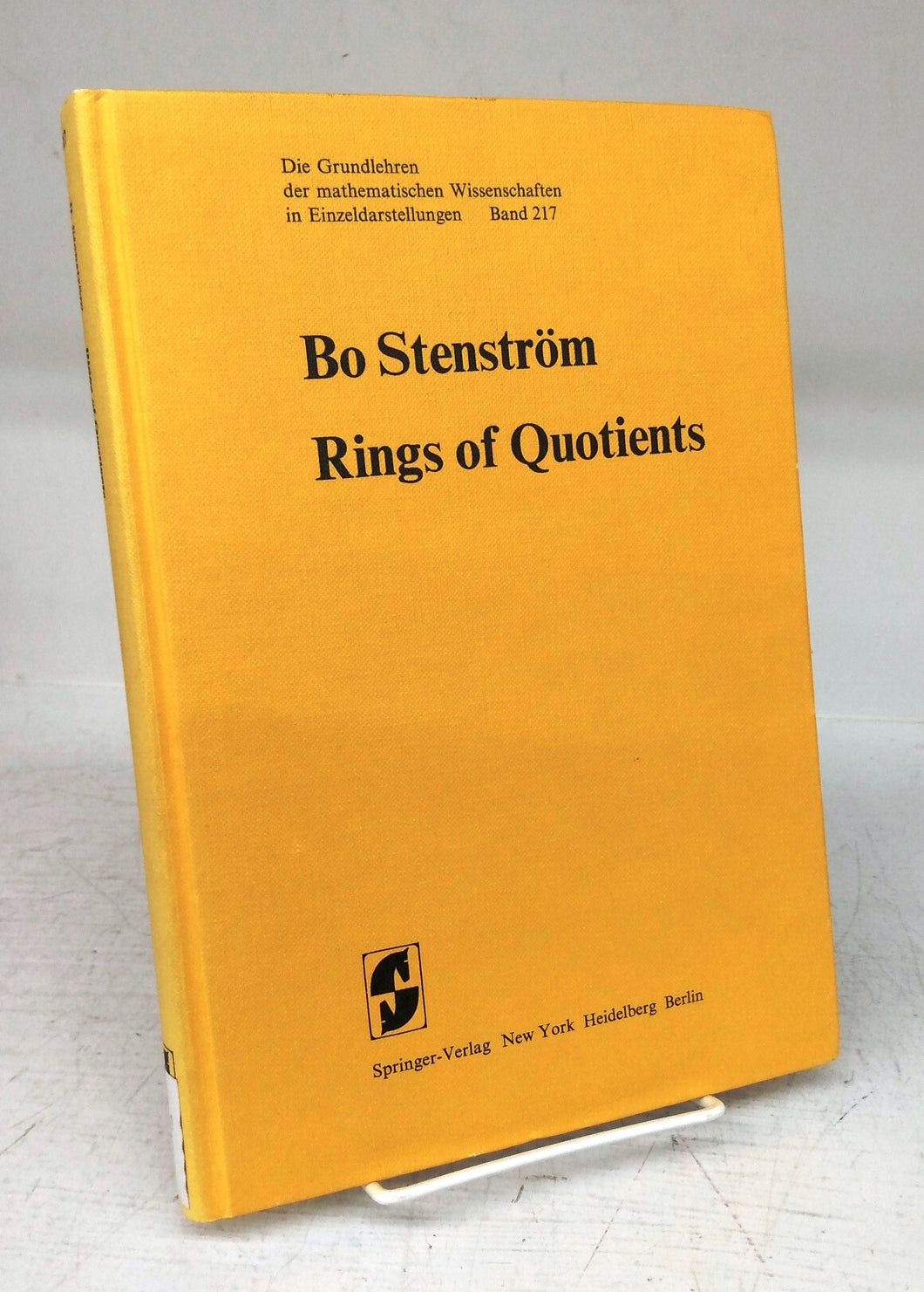 Rings of Quotients