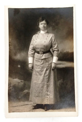 Photo postcard of World War I Canadian nurse