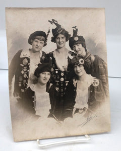 Photo of five &#34;Scottish lassies&#34;