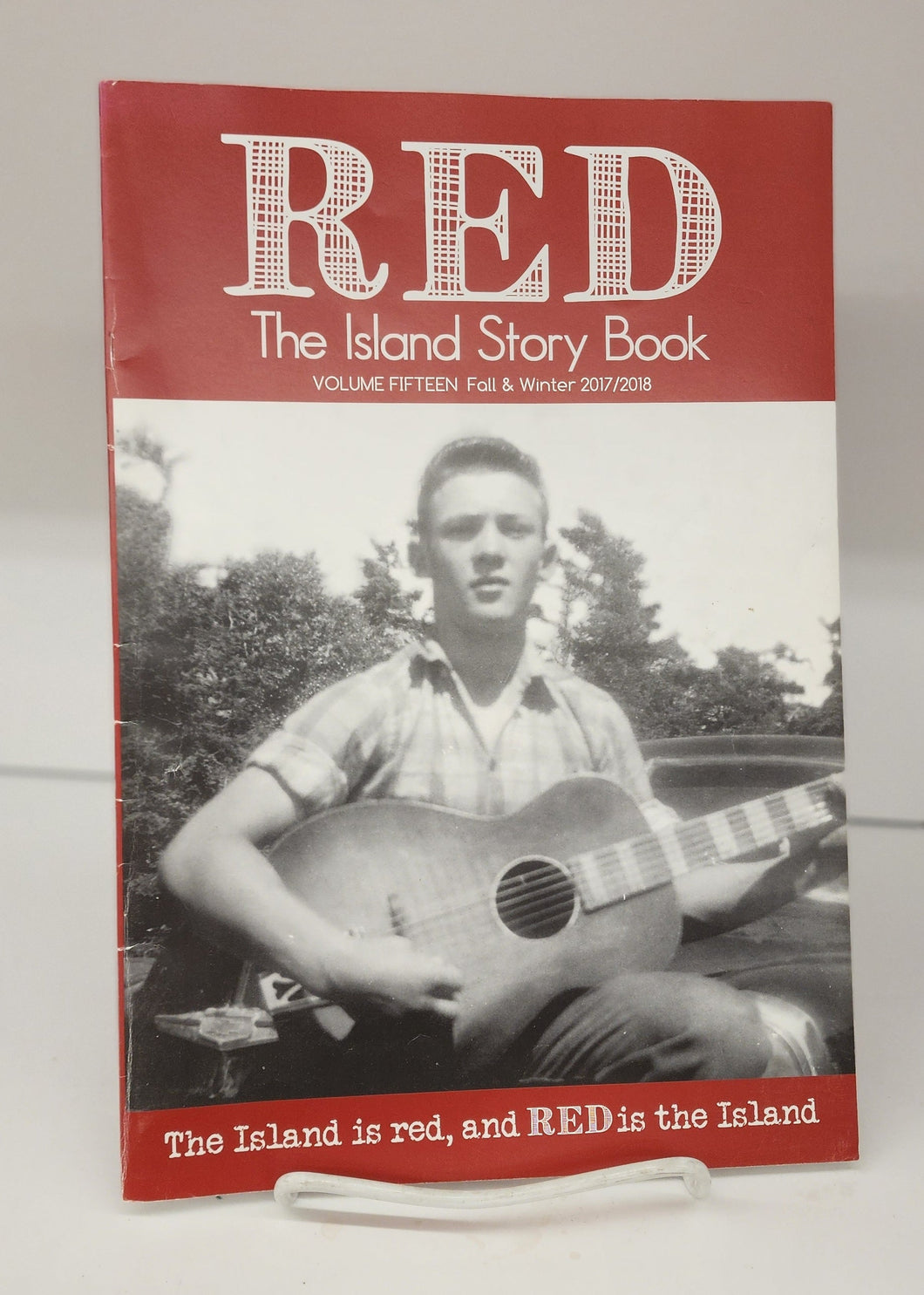 Red: The Island Story Book, Fall & Winter 2017/2018
