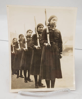 Photo of Tokyo girls practising rifle drill