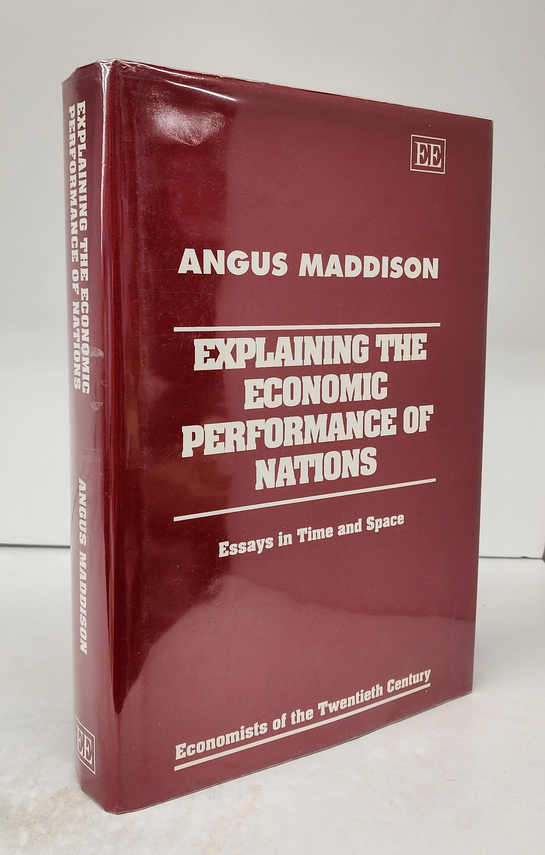 Explaining the Economic Performance of Nations: Essays in Time and Space