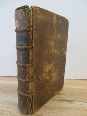 Traite de la Doctrine Chretienne et Orthodoxe, dans lequel les veritez de la Religion sont etablies sur l'Ecriture & sur la Tradition; & les Erreurs opposees detruites par les memes Principes