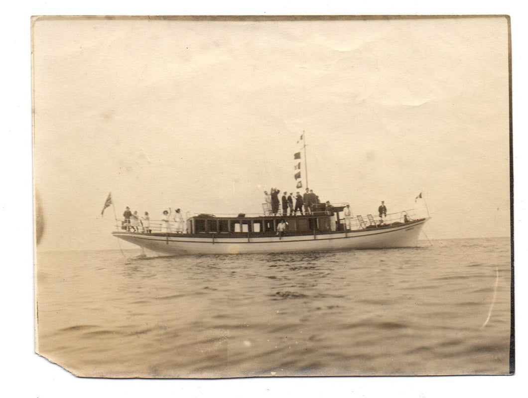Photograph of boaship "Kiwanee" 