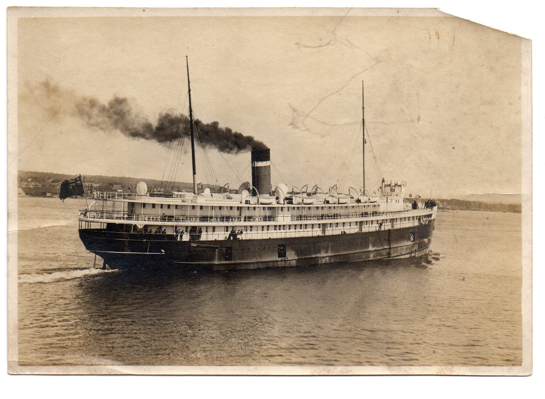 Photo of ship "Huronic" at Point Edward