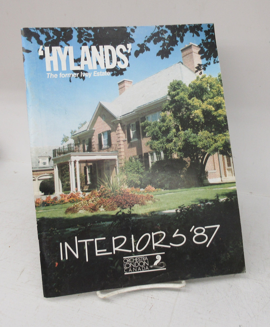 Interiors '87: 'Hylands' The former Ivey Estate