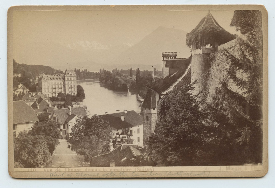 Vue de Thoune depuis le cimitiere (Suisse)