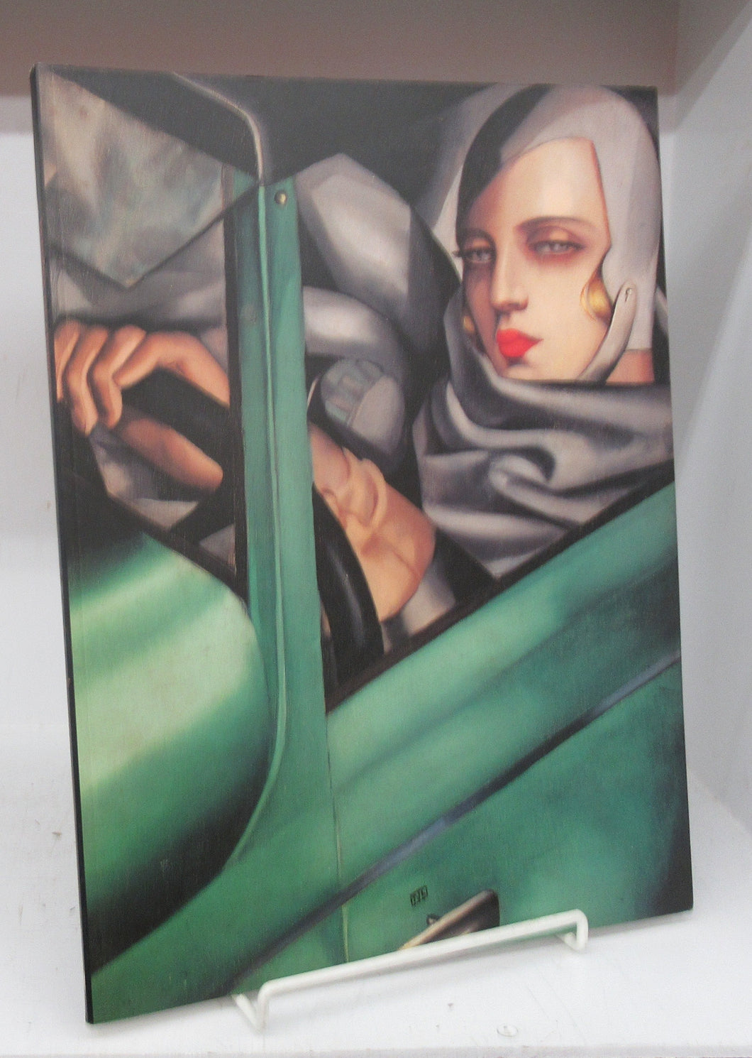 Tamara de Lempicka: Elegant transgressions