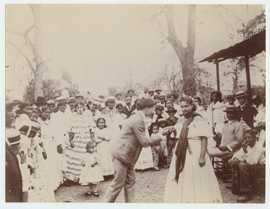 Dance performance in Panama